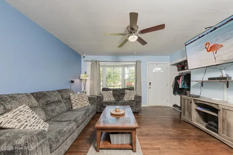 35 Victoria Road Jacksonville NC 28546