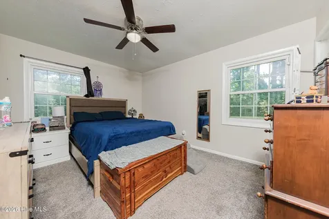 35 Victoria Road Jacksonville NC 28546