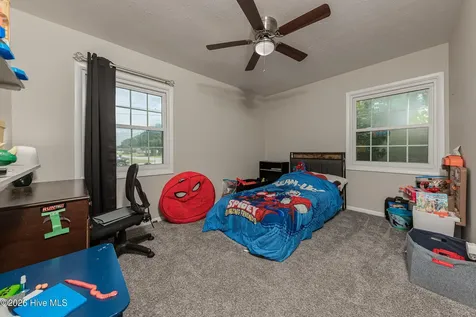 35 Victoria Road Jacksonville NC 28546