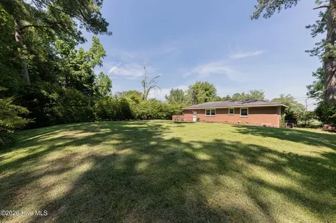 35 Victoria Road Jacksonville NC 28546