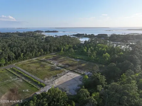 705 Russells Creek Road Beaufort NC 28516