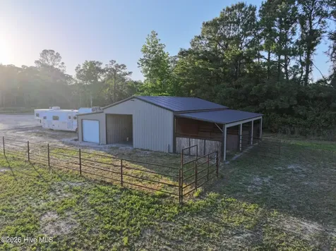 705 Russells Creek Road Beaufort NC 28516
