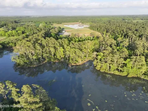 705 Russells Creek Road Beaufort NC 28516