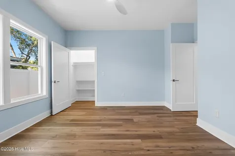 214 NE 38th Street Oak Island NC 28465