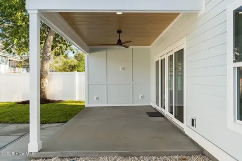 214 NE 38th Street Oak Island NC 28465