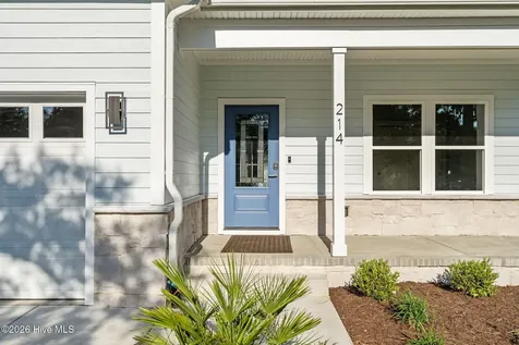 214 NE 38th Street Oak Island NC 28465
