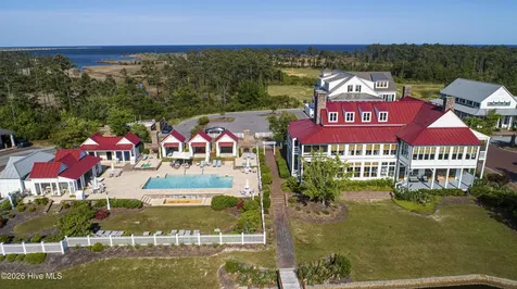 23 Eastcove Way Oriental NC 28571