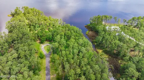 164 Broadview Point Oriental NC 28571