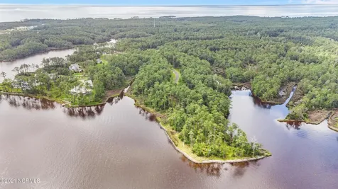 164 Broadview Point Oriental NC 28571