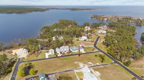35 Eastcove Way Oriental NC 28571