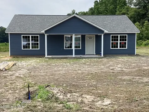 216 Hc Powers Road Wallace NC 28466
