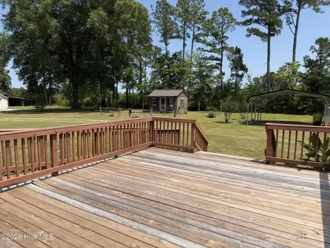 3144 Wintergreen Road Cove City NC 28523