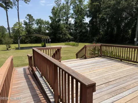 3144 Wintergreen Road Cove City NC 28523