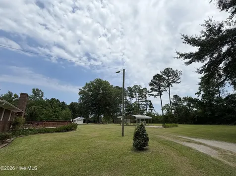 3144 Wintergreen Road Cove City NC 28523