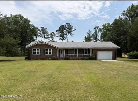 3144 Wintergreen Road Cove City NC 28523