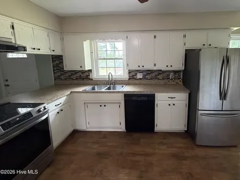 3144 Wintergreen Road Cove City NC 28523