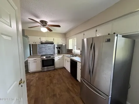 3144 Wintergreen Road Cove City NC 28523