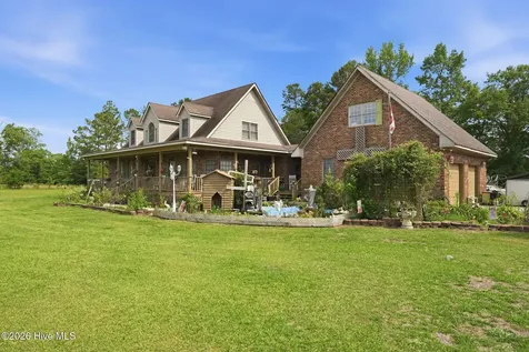 1134 Dixie Drive Red Springs NC 28377