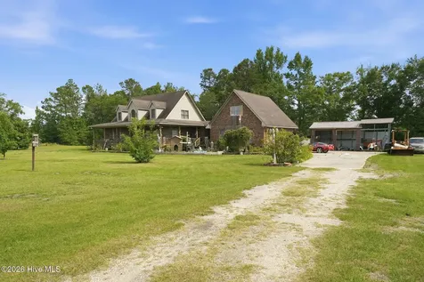 1134 Dixie Drive Red Springs NC 28377