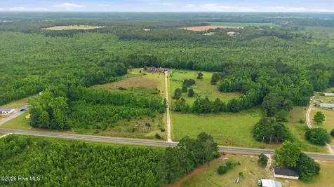 1134 Dixie Drive Red Springs NC 28377