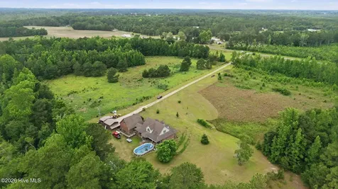 1134 Dixie Drive Red Springs NC 28377