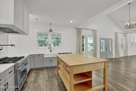 102 N Kingfisher Lane Hampstead NC 28443