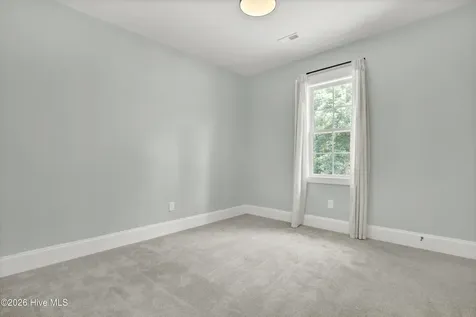 102 N Kingfisher Lane Hampstead NC 28443