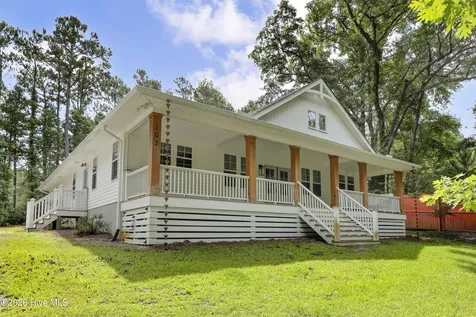 102 N Kingfisher Lane Hampstead NC 28443