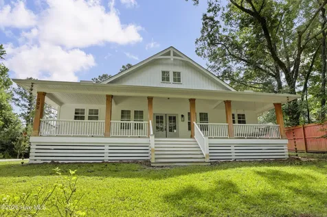 102 N Kingfisher Lane Hampstead NC 28443