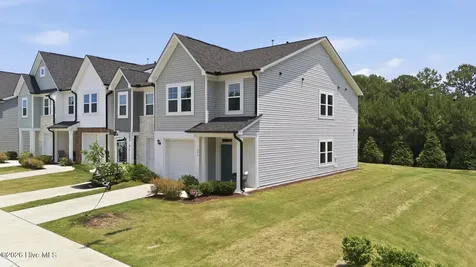 404 Barrington Row Avenue Zebulon NC 27597