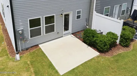 404 Barrington Row Avenue Zebulon NC 27597