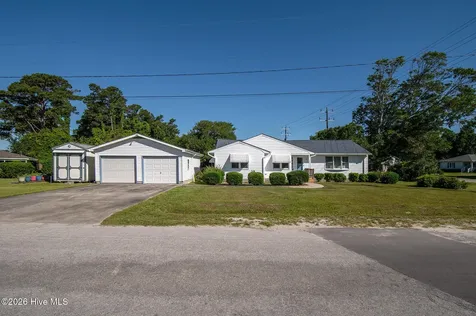 123 Crescent Drive Beaufort NC 28516