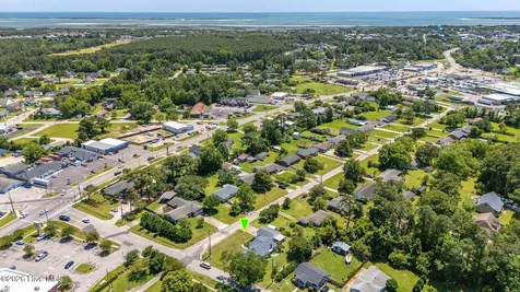 123 Crescent Drive Beaufort NC 28516