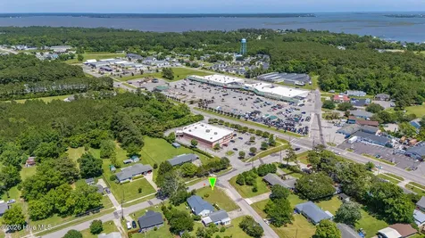 123 Crescent Drive Beaufort NC 28516