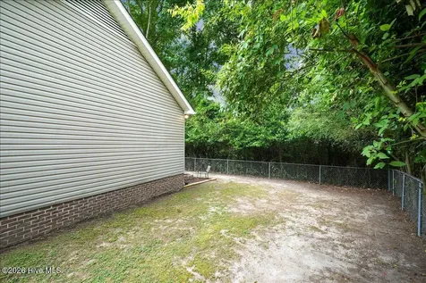 226 Glenwood Trail Goldsboro NC 27534