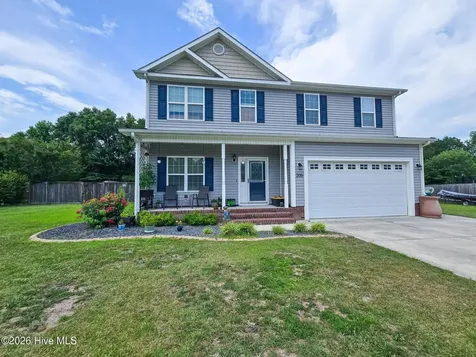 205 Bell Ridge Lane Hubert NC 28539