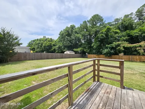205 Bell Ridge Lane Hubert NC 28539