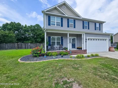 205 Bell Ridge Lane Hubert NC 28539