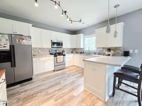 205 Bell Ridge Lane Hubert NC 28539
