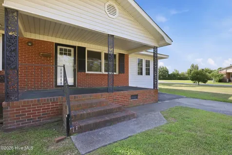 4415 Reaves Road Ayden NC 28513