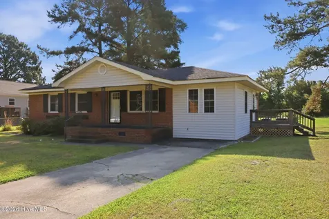 4415 Reaves Road Ayden NC 28513