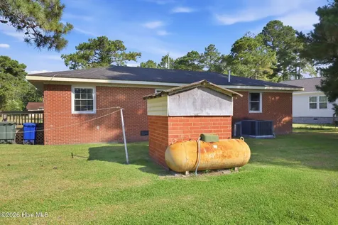 4415 Reaves Road Ayden NC 28513