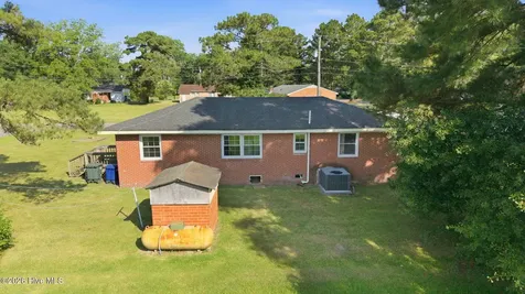 4415 Reaves Road Ayden NC 28513