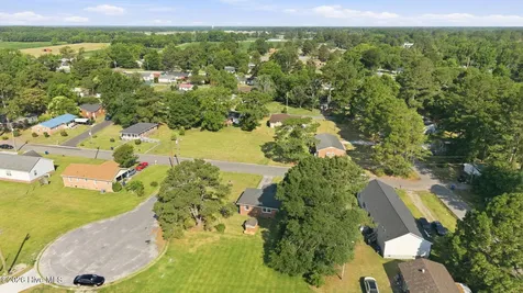 4415 Reaves Road Ayden NC 28513