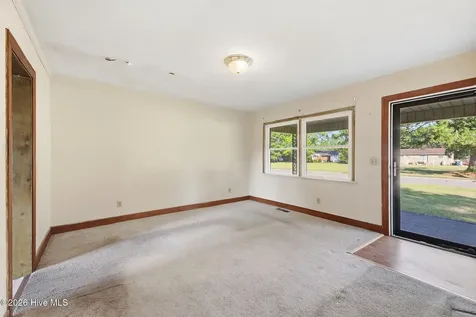 4415 Reaves Road Ayden NC 28513