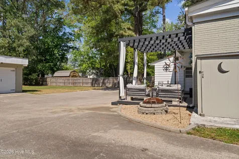 1809 Nash Street NW Wilson NC 27893