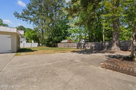 1809 Nash Street NW Wilson NC 27893