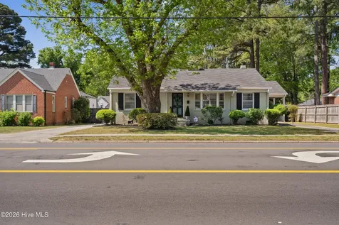1809 Nash Street NW Wilson NC 27893