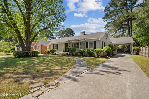 1809 Nash Street NW Wilson NC 27893