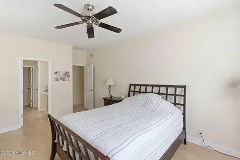 714 E Pipers Glen Shallotte NC 28470